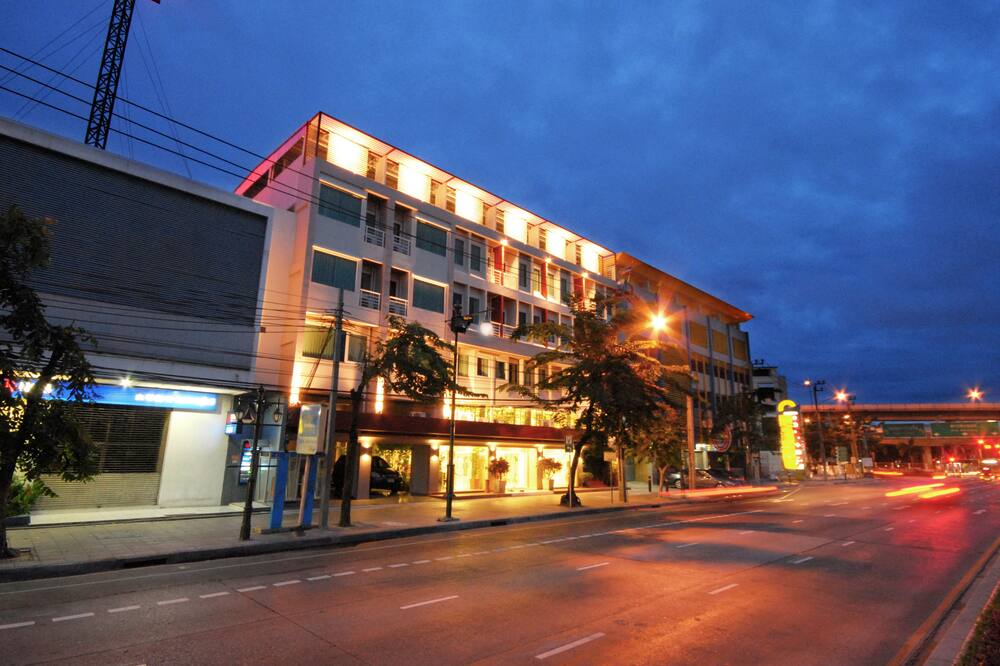 バンコク ロフト イン 写真