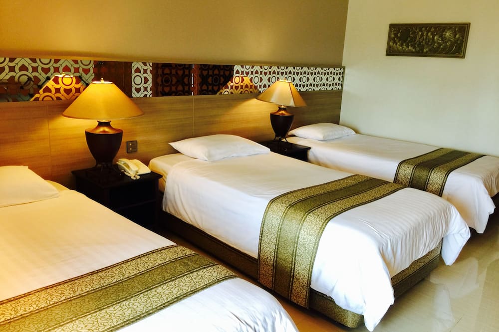 インドラ リージェント ホテル 写真