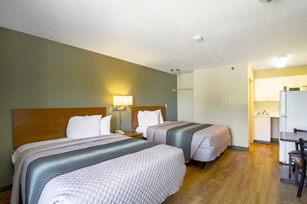 ホームタウン スタジオズ シカゴ - ウォキーガン バイ レッド ルーフ 写真