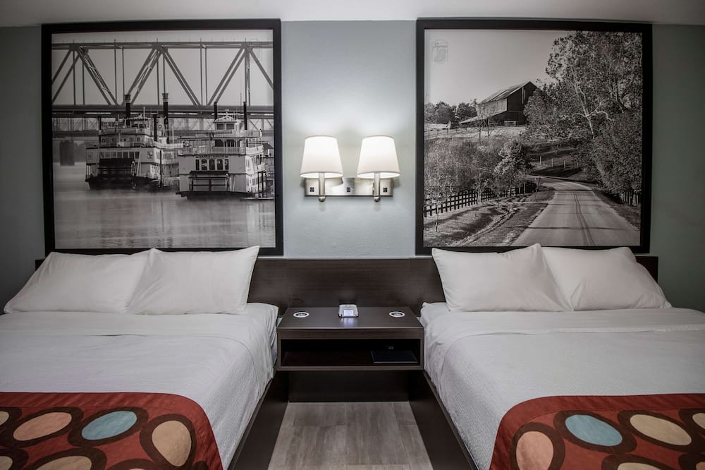 スーパー 8 バイ ウィンダム オーエンズボロ 写真