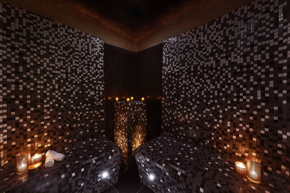 ヒルトン タンジール シティ センター 写真