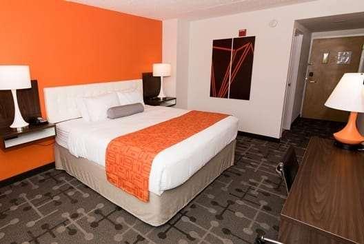 ハワード ジョンソン バイ ウィンダム ポーツマス 写真