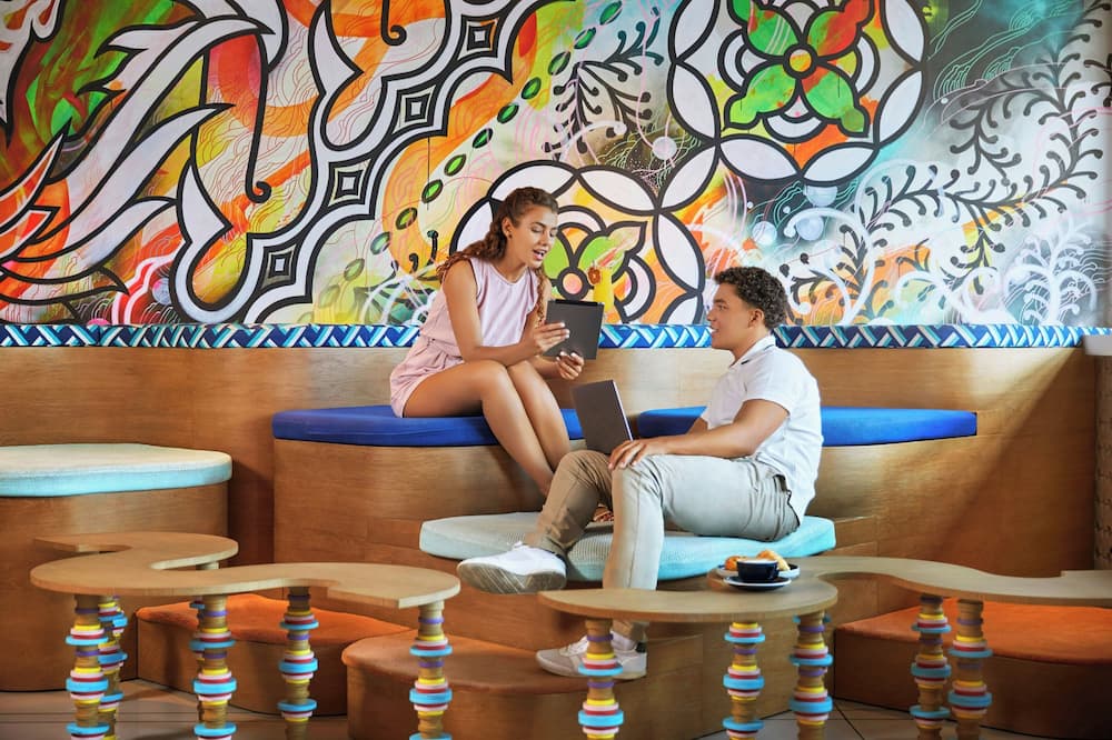 アロフト バリ セミンヤク 写真