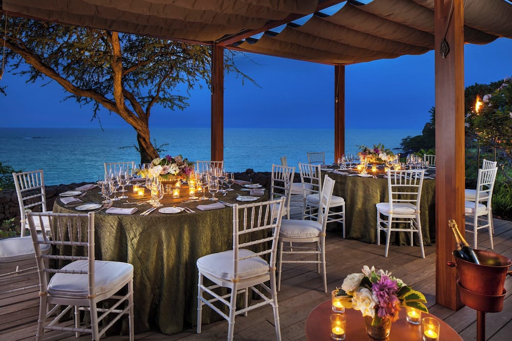 マウナ ケア ビーチ ホテル オートグラフ コレクション 写真