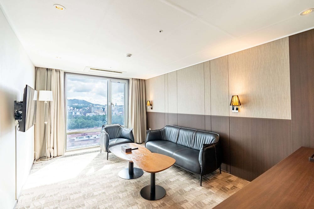 ラマダ チェジュ シティホール 写真