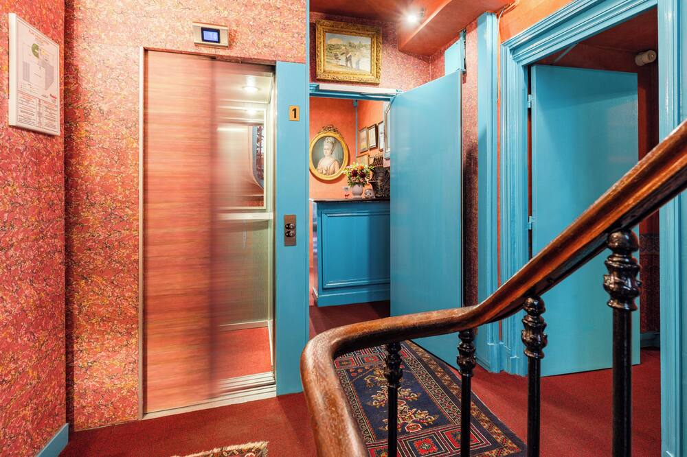 ホテル ドゥ ニース 写真