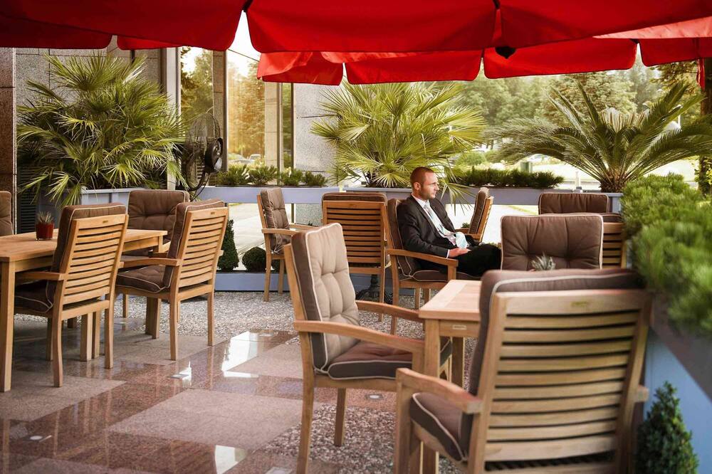 ホテル プルマン ブカレスト ワールド トレード センター 写真