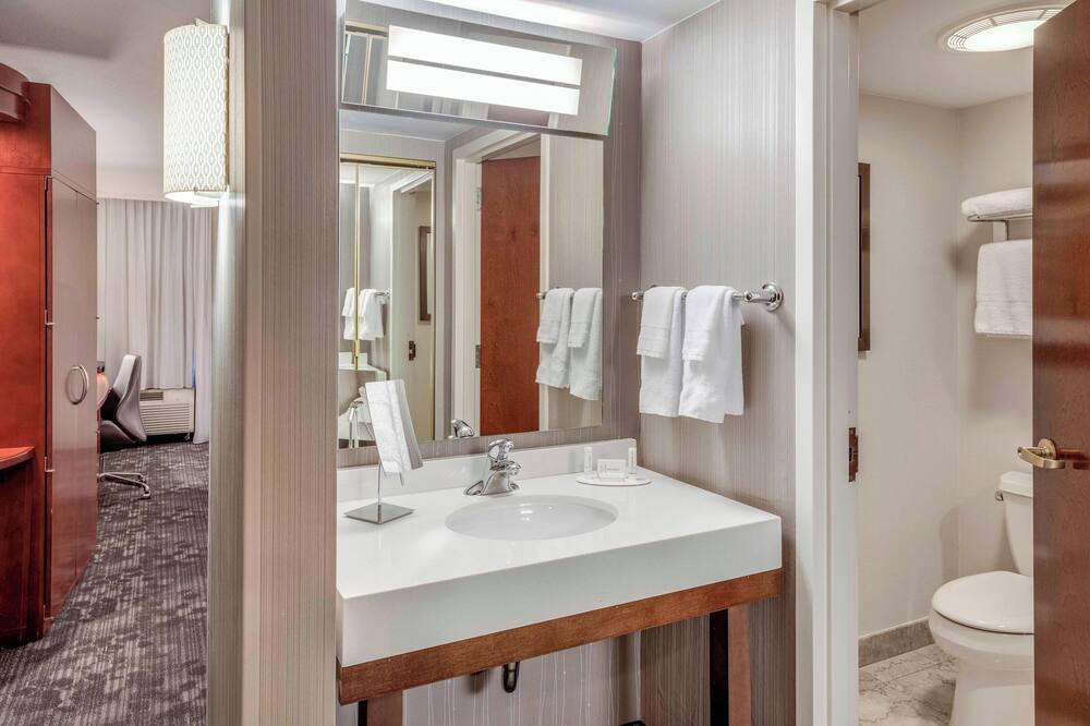 Courtyard by Marriott Cranbury South Brunswick 写真