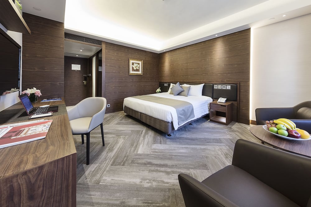 グロスター ルック コック ホンコン 写真