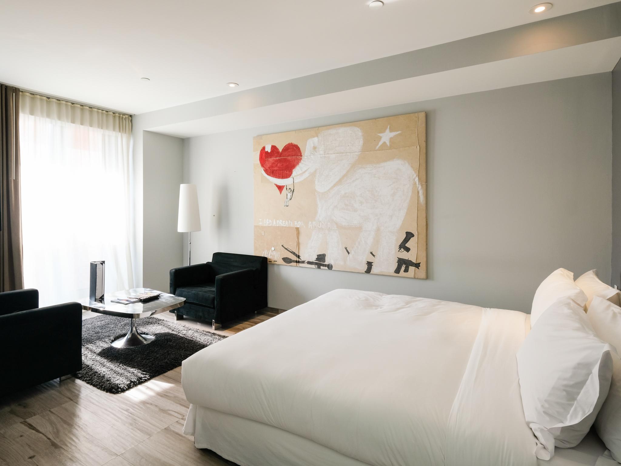 ホテル オン リビングトン 写真