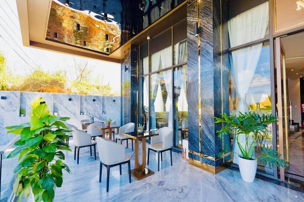 ニューセンチュリーダラットホテル 写真