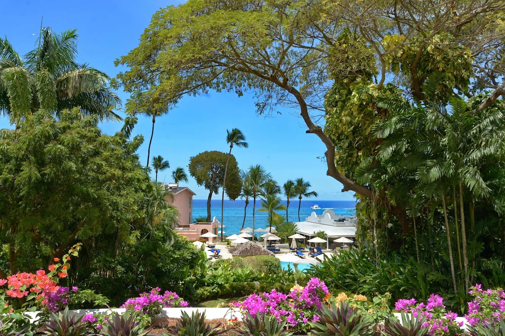 Fairmont Royal Pavilion 写真