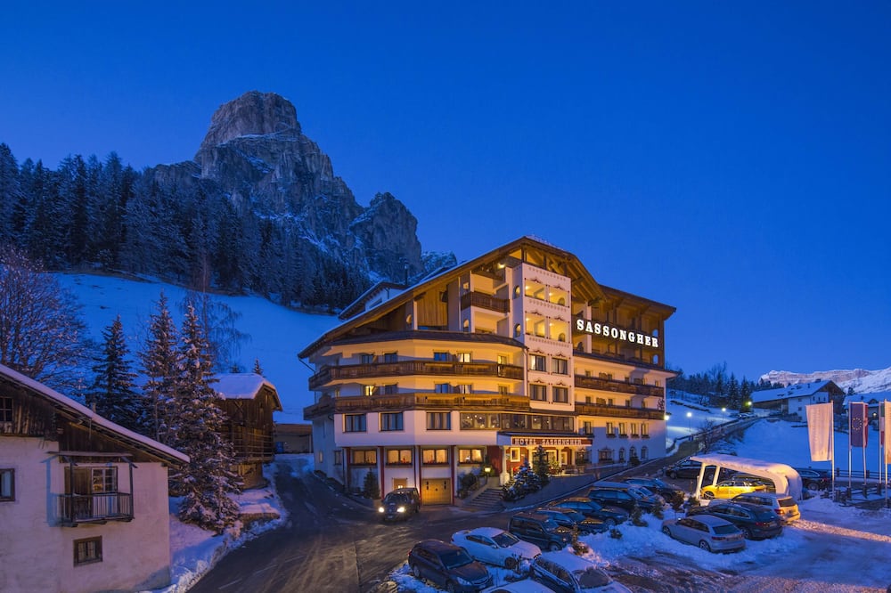 ホテル サッソンゲル 写真