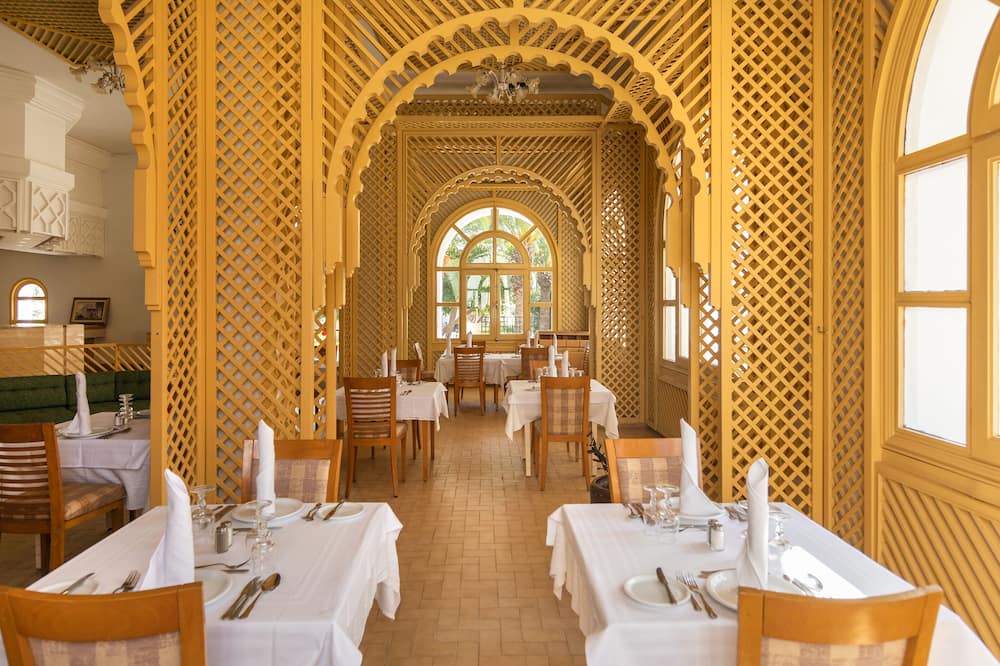 ホテル マルハバ ビーチ 写真