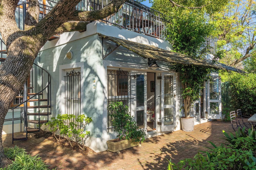 Hedge House Guest House 写真