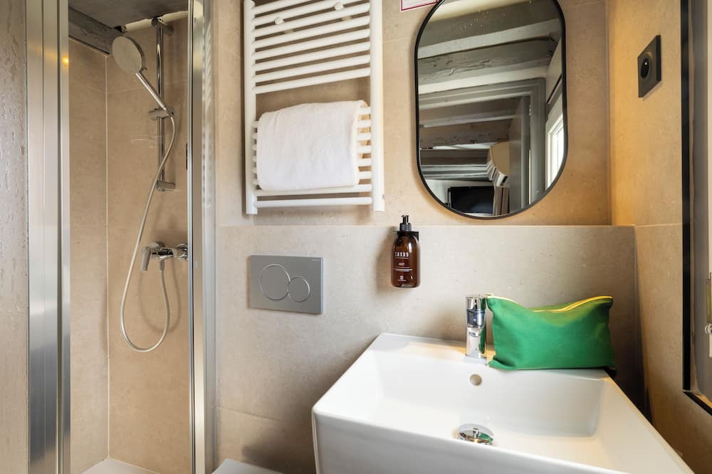 ルーヴル マルソリエ オペラ ホテル 写真