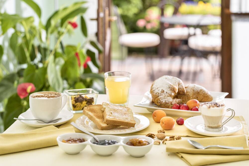 Serravalle Golf Hotel 写真