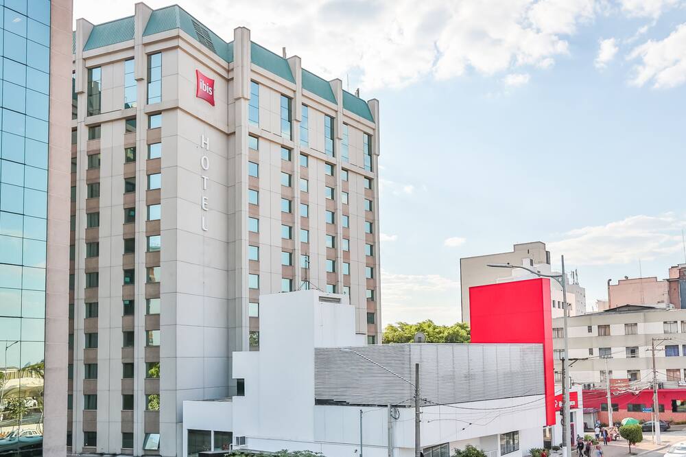 イビス サン パウロ コンゴーニャス 写真