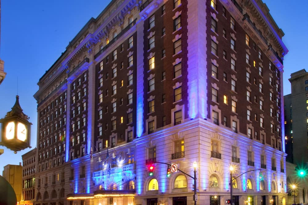 ザ シールバッハ ヒルトン ルイビル 写真