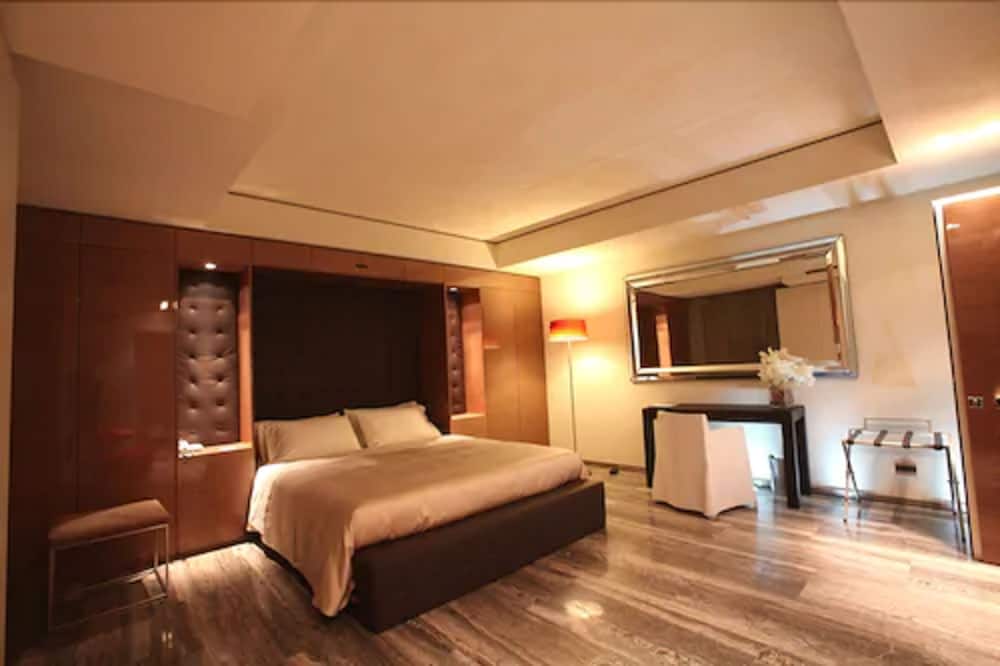 ホテル ロマーノ ハウス 写真