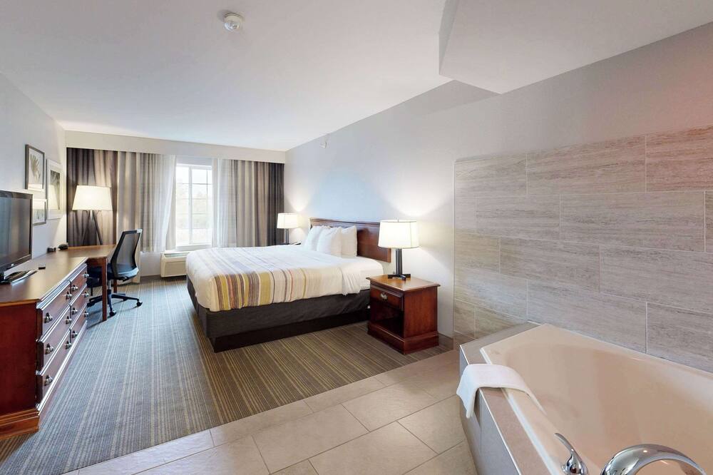 カントリー イン&スイーツ バイ ラディソン ミシガンシティ 写真