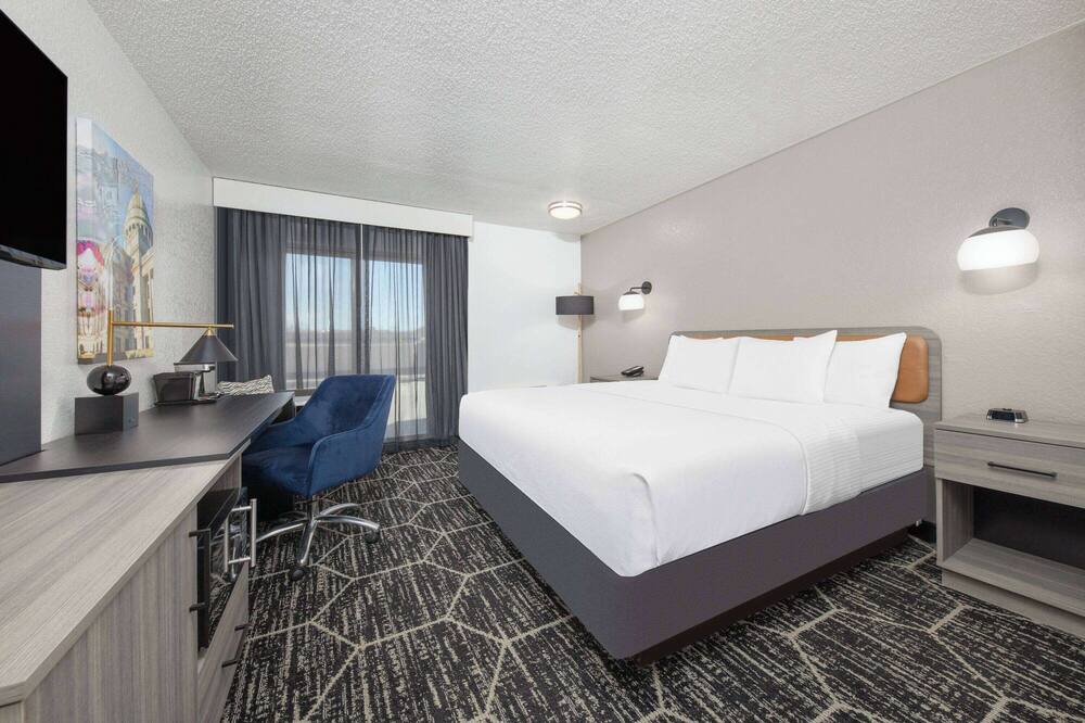 ラ キンタ イン バイ ウィンダム エル ドラド 写真