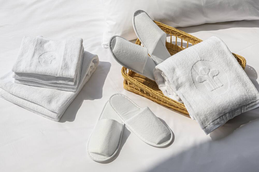 レイクショア ホテル シンチュー 写真