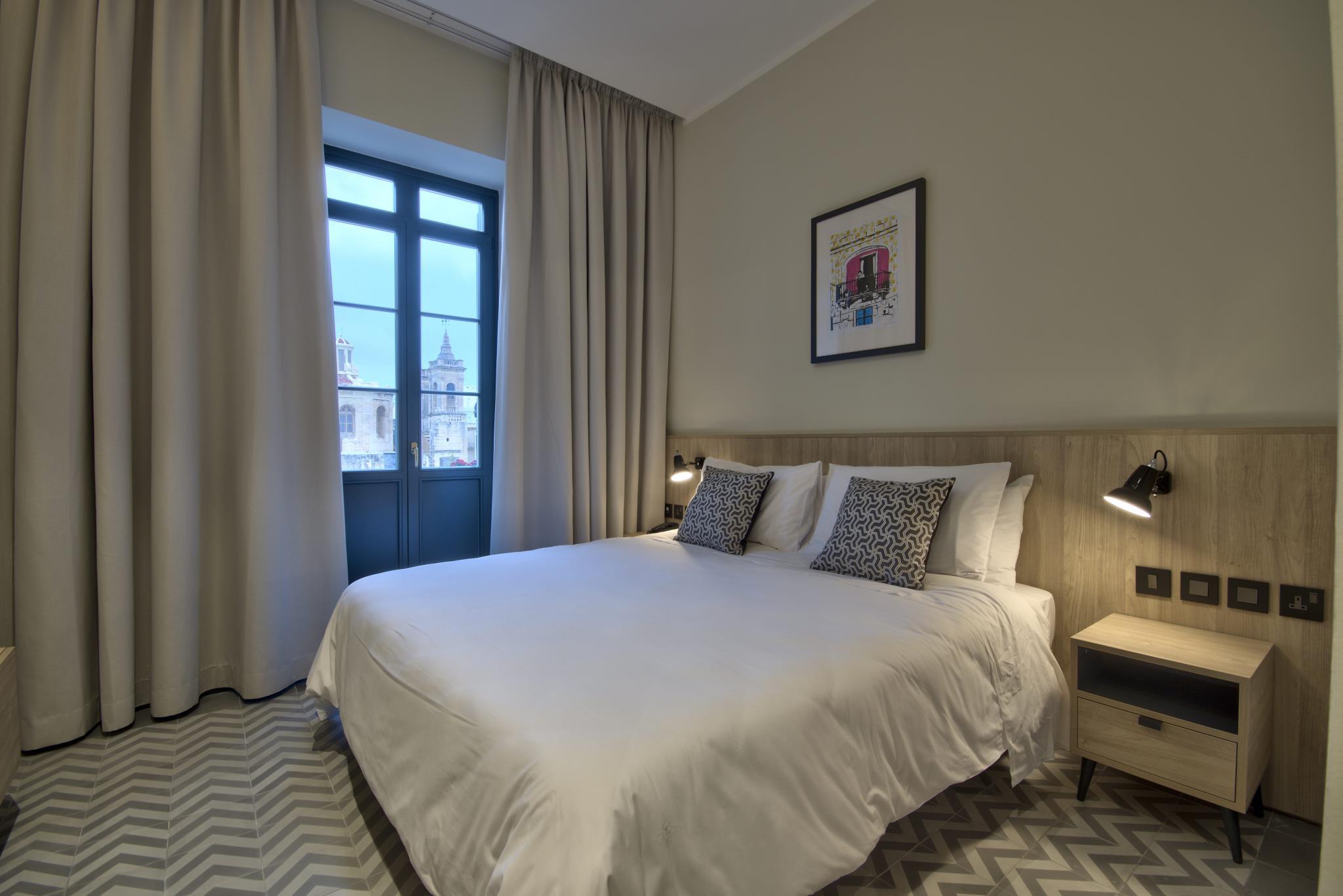 ホテル ラ ファルコネリア 写真