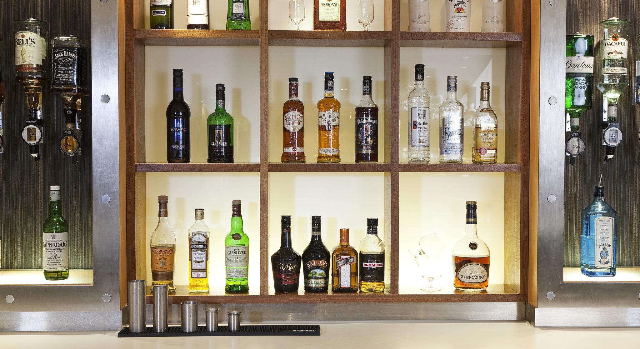 ホリデイ イン ロンドン ヒースロー M4ジャンクション4 バイ IHG 写真