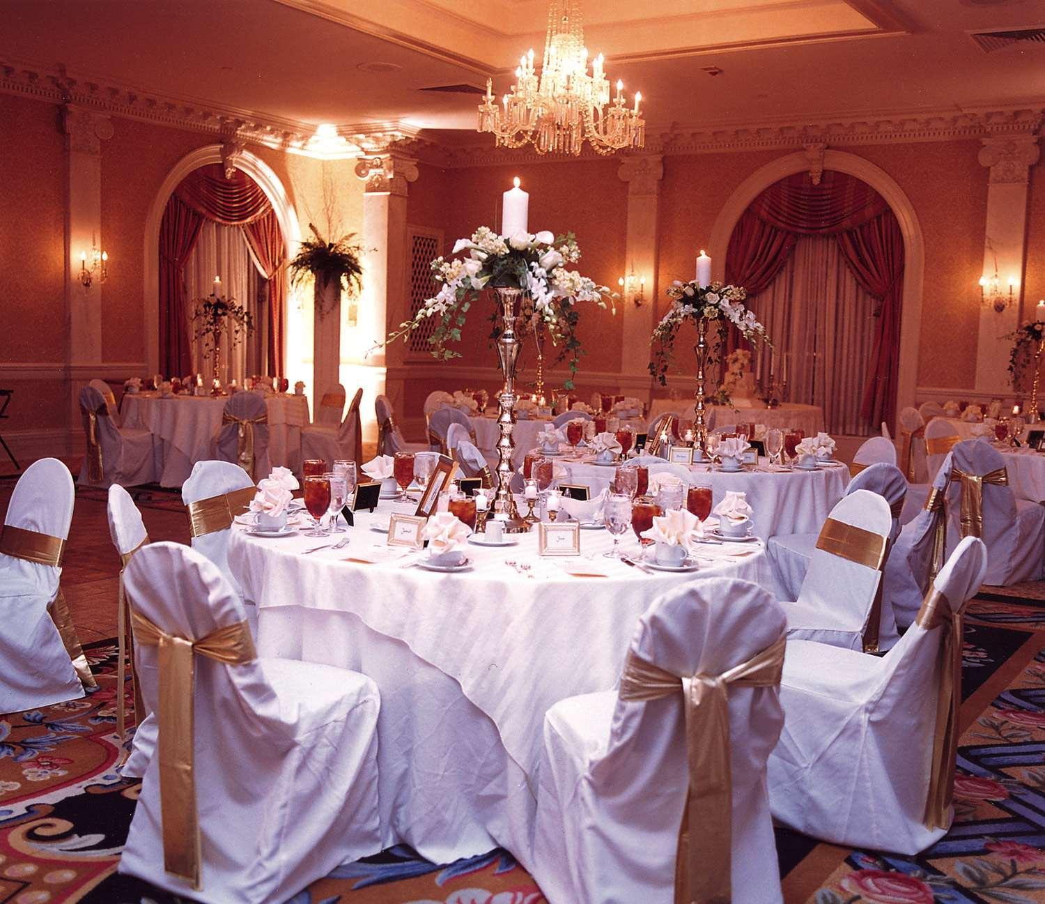 ザ シールバッハ ヒルトン ルイビル 写真