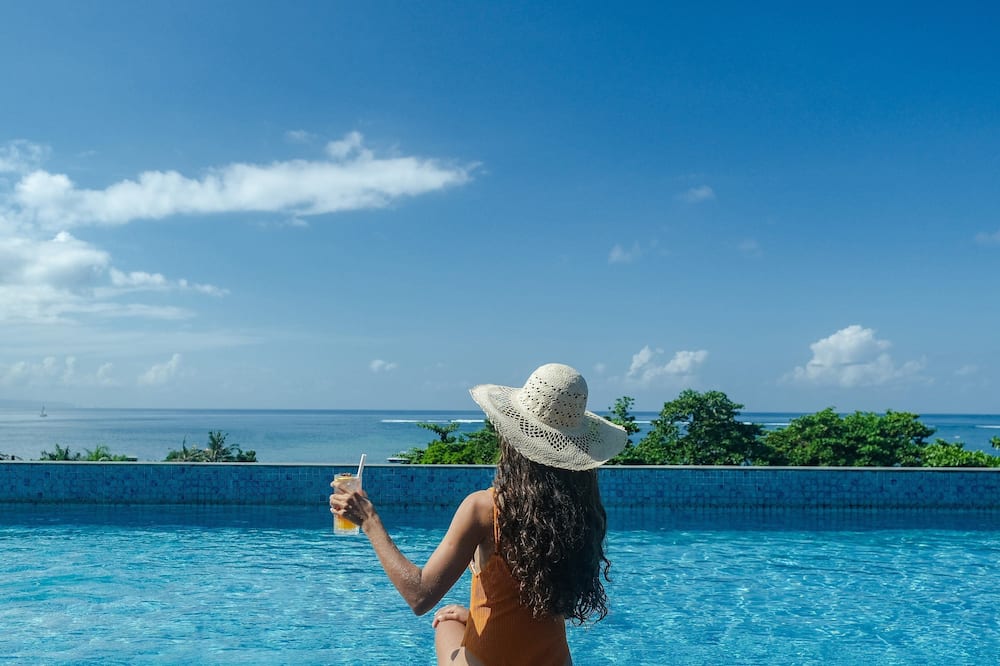 ホリデイ イン バリ サヌール バイ IHG 写真