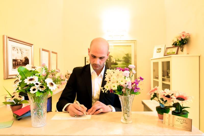 ホテル ベッド イン ローマ 写真