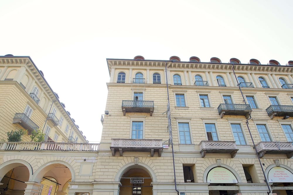 Best Western Crystal Palace Hotel 写真