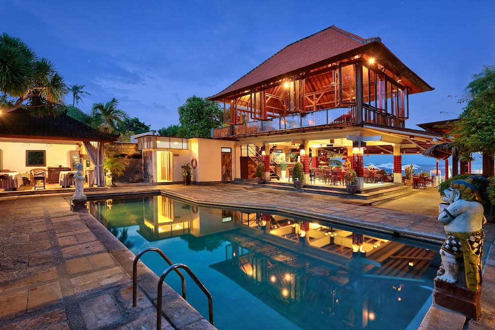 レスパティ ビーチ ホテル 写真