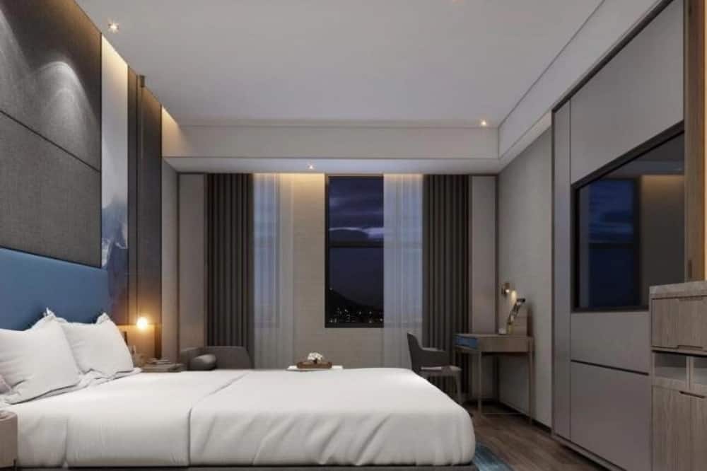 ナイーブ S ホテル 写真