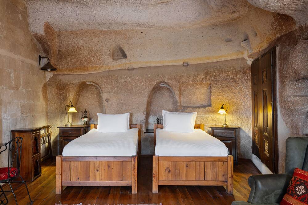 ケレベクスペシャルケイブホテル＆スパ 写真