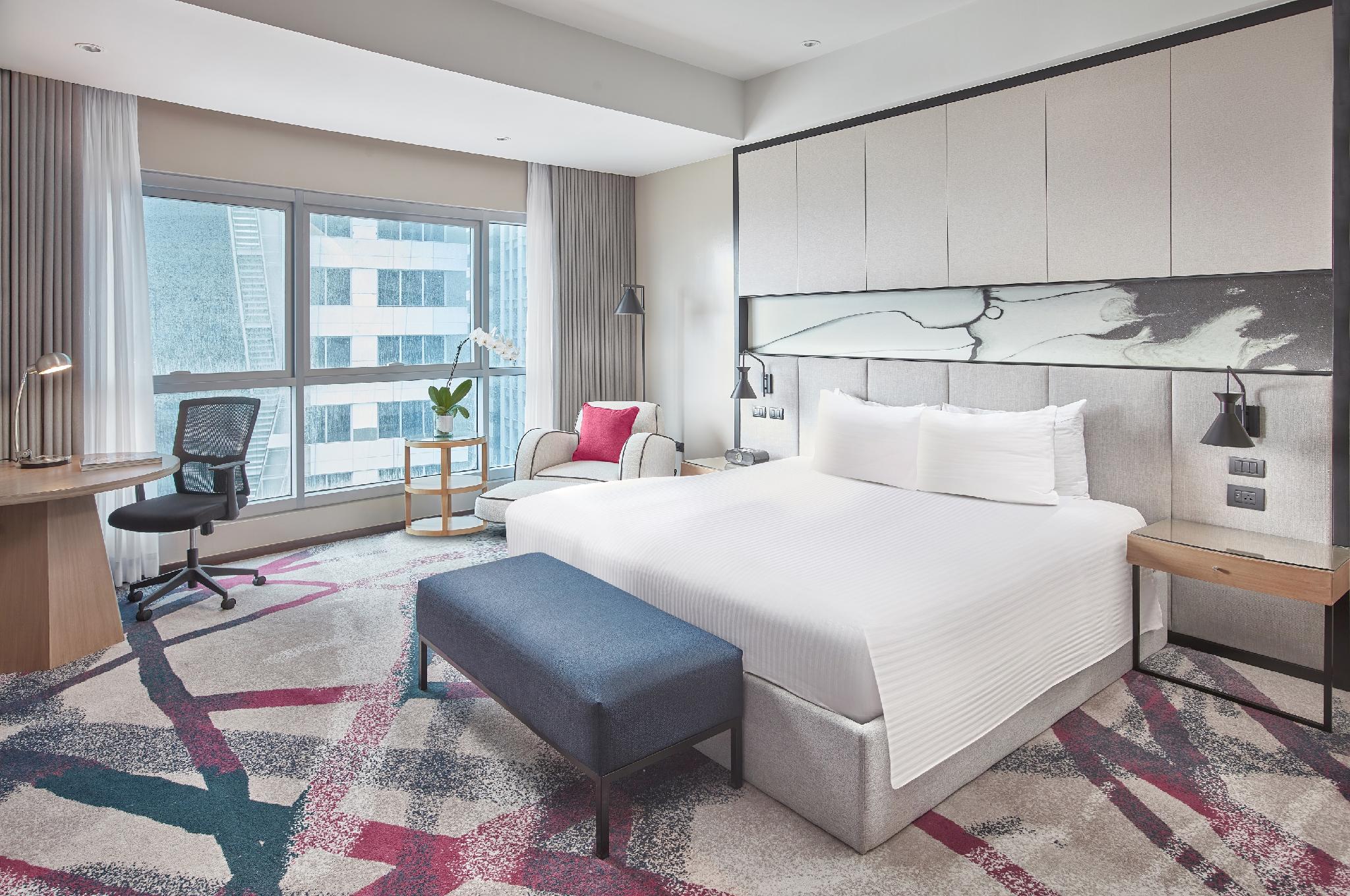 クラウンプラザ マニラ ガレリア バイ IHG 写真