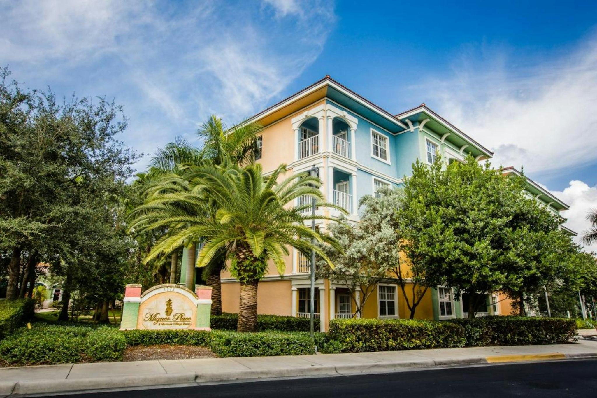 Mizner Place at Weston Town Center 写真