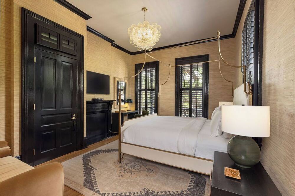 ザ ブラックバード ホテル 写真