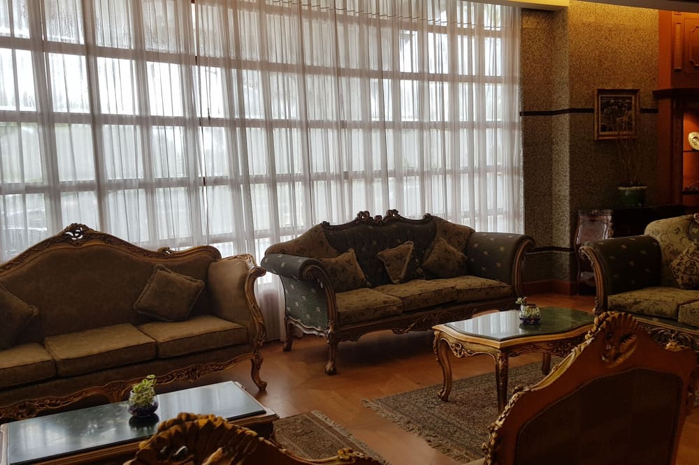 ザ リックン インターナショナル ホテル 写真