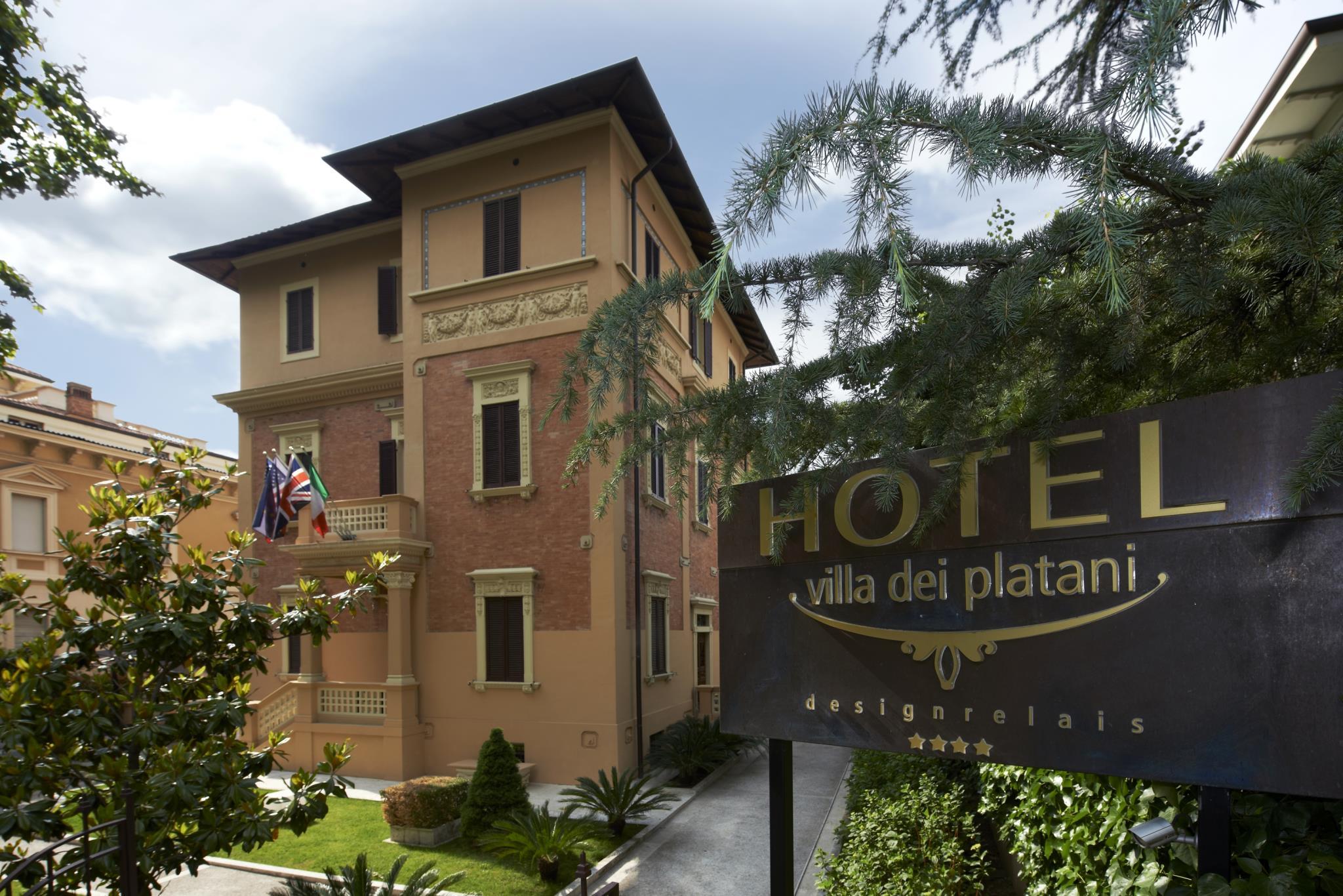 UNA HOTELS Villa dei Platani Foligno 写真
