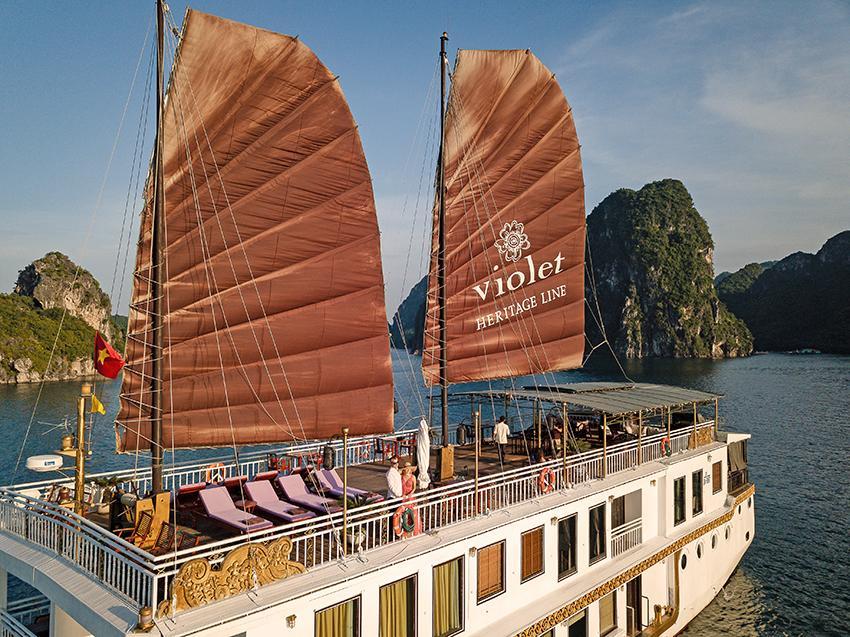 Heritage Line Violet Cruise - Ha Long Bay and Lan Ha Bay 写真