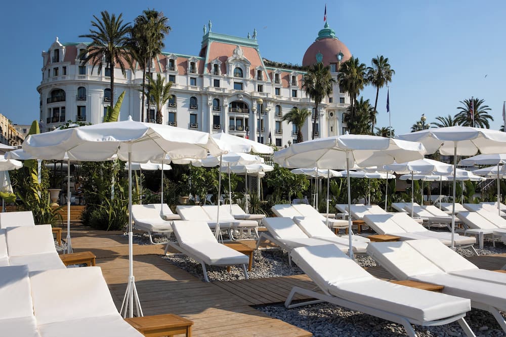 ホテル ネグレスコ 写真