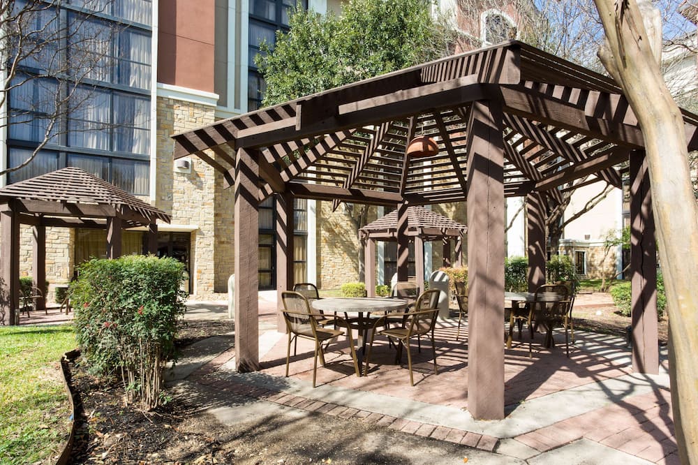 Drury Plaza Hotel San Antonio Airport 写真