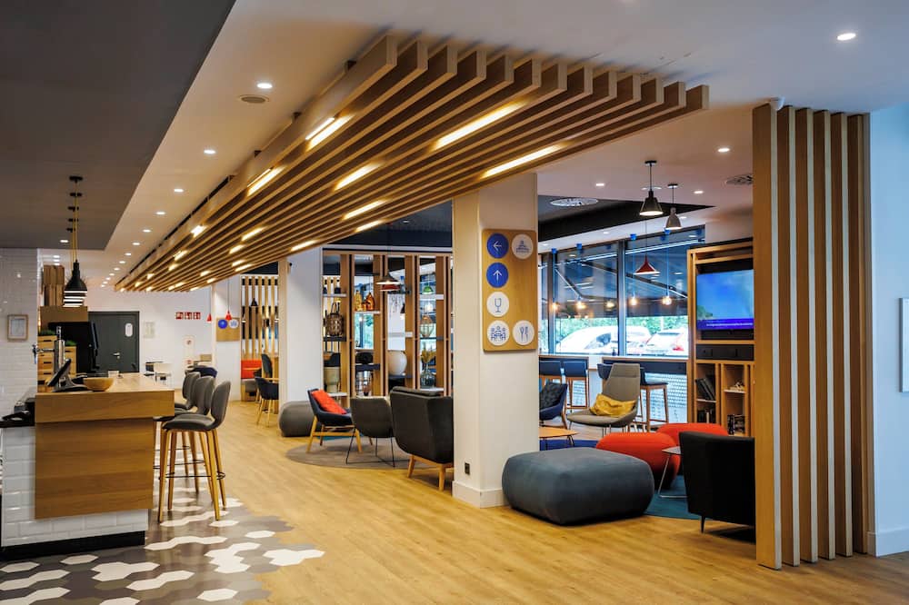 ホリデイ イン エクスプレス ビルバオ バイ IHG 写真