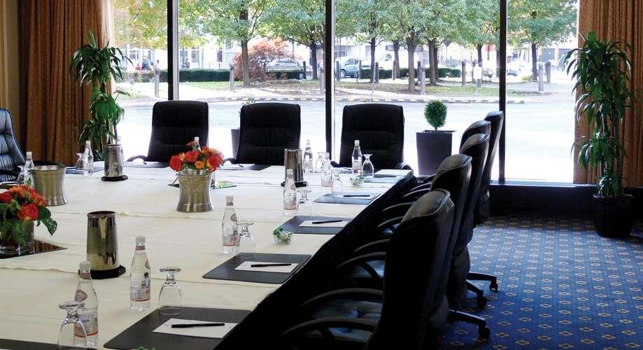 ダブルツリー バイ ヒルトン ニューアーク ペン ステーション 写真