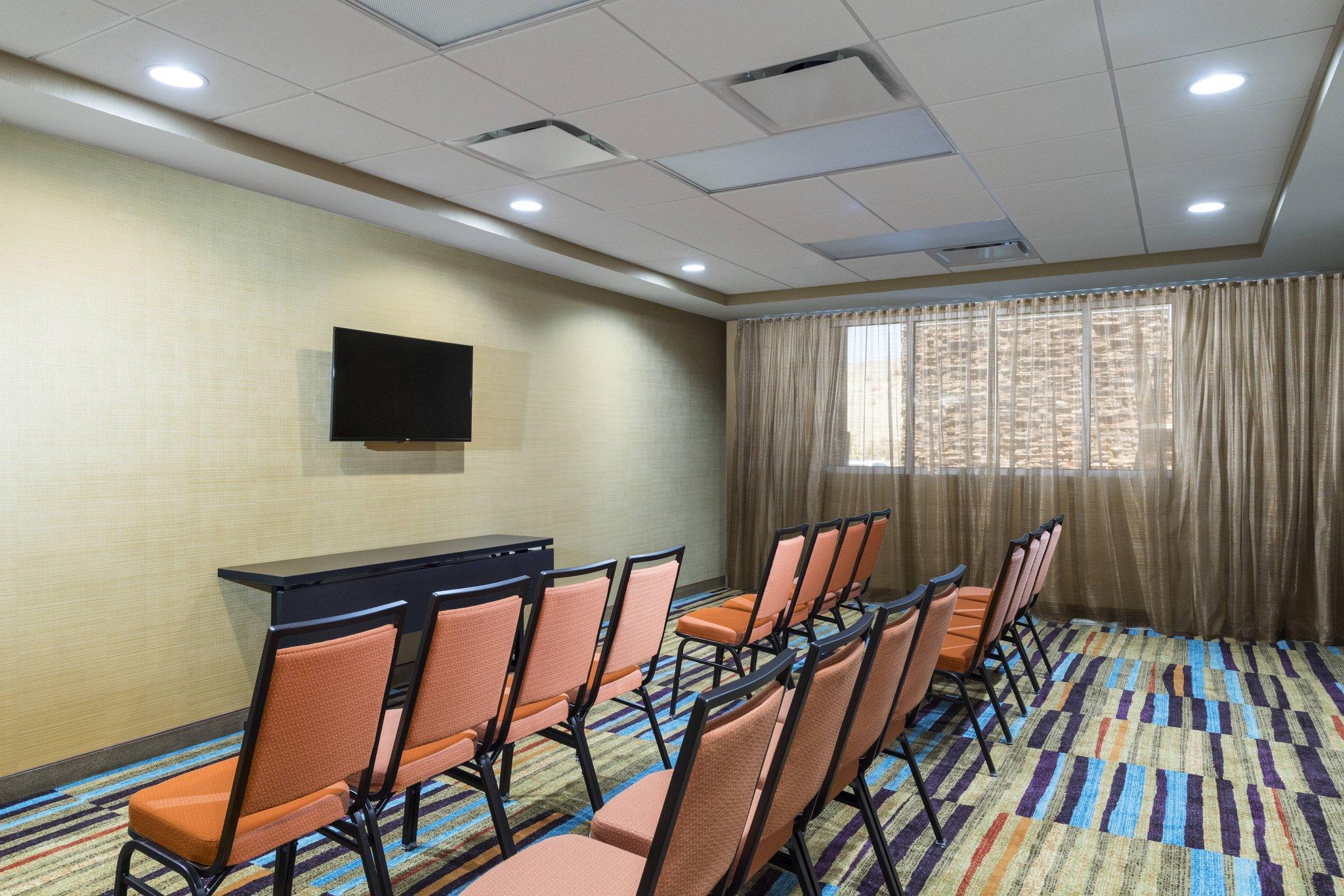 フェアフィールド イン & スイーツ パーム デザート コーチェラ バレー 写真