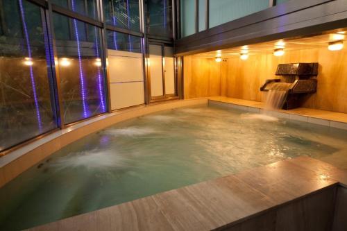 Utopia Holiday Hotel 写真