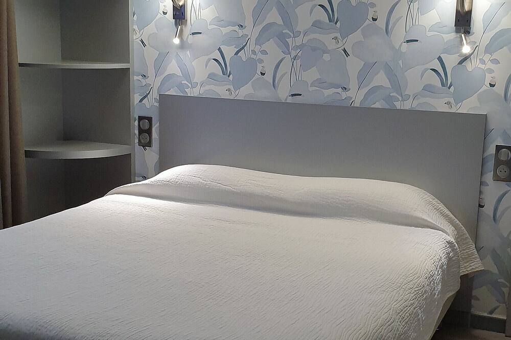 ボーヌ ホテル 写真