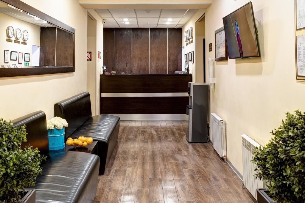 ミニマ ベラルースカヤ 写真